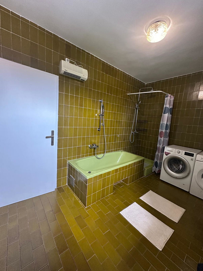 Zara, Brodarica, appartamento quadrilocale (104,25 m2) in posizione eccellente