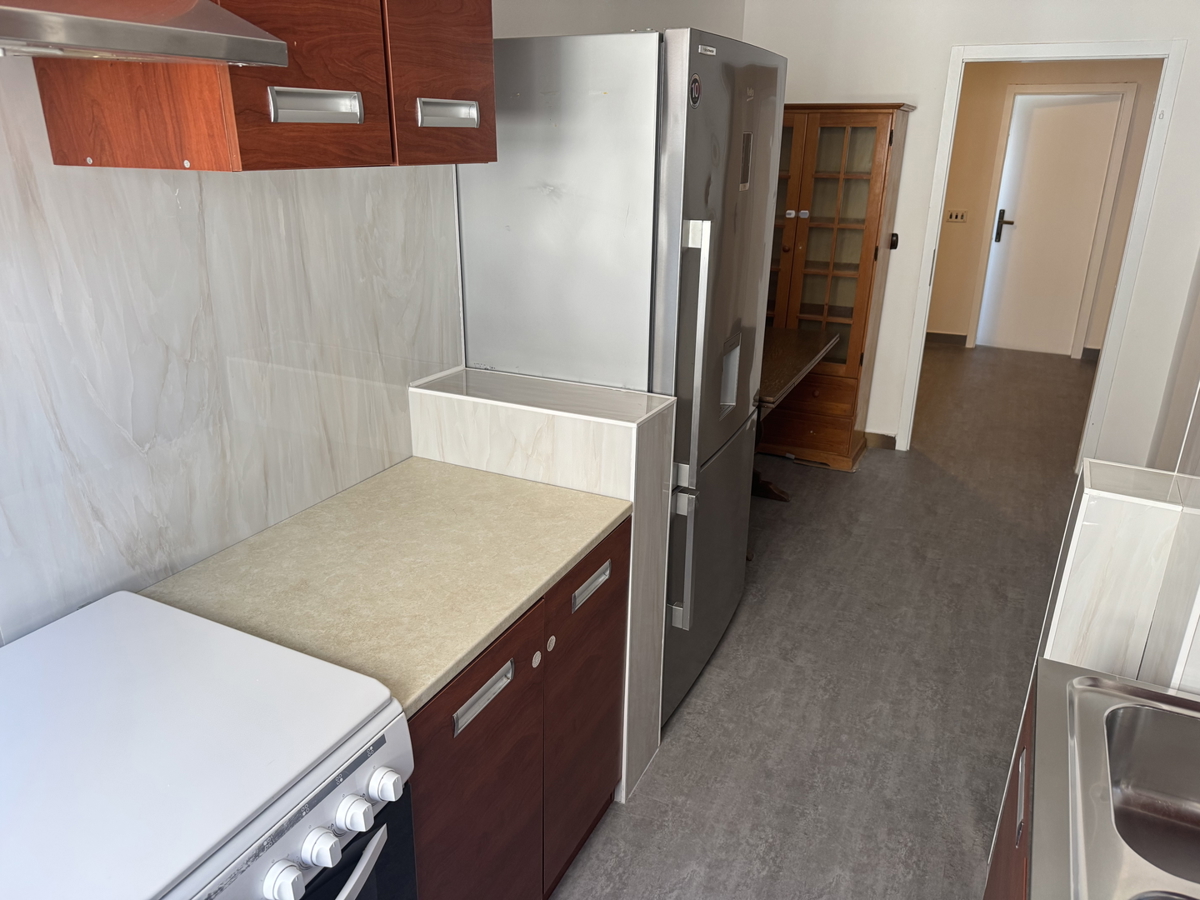 Zara, Brodarica, appartamento quadrilocale (104,25 m2) in posizione eccellente