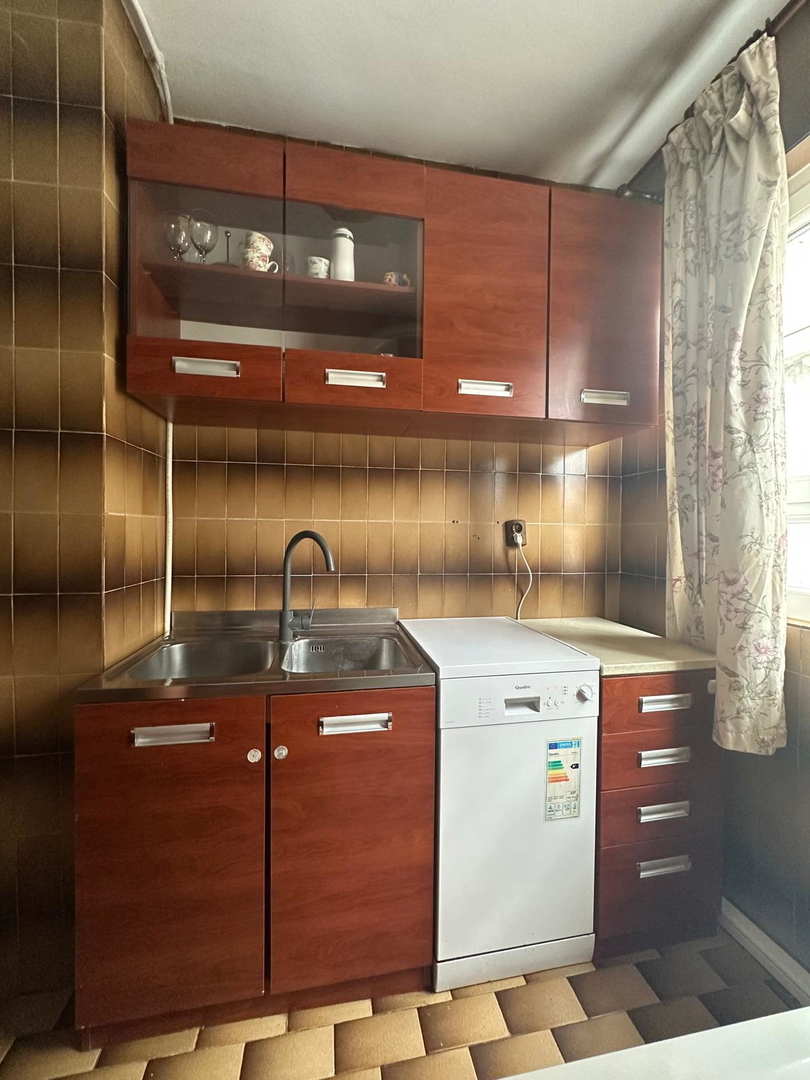 Zara, Brodarica, appartamento quadrilocale (104,25 m2) in posizione eccellente