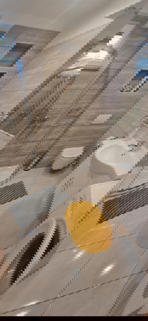 Turanj, villa a un piano di 250 m², con ampio giardino, a 150 metri dalla spiaggia