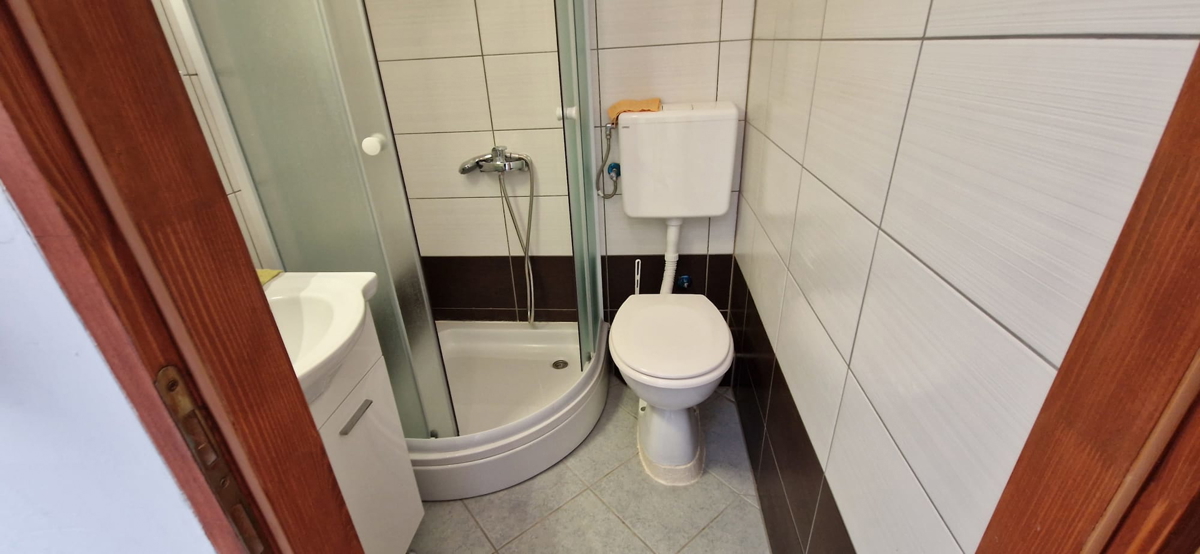 Nin, Casa con 6 unità abitative (396 m2), spaziosa!