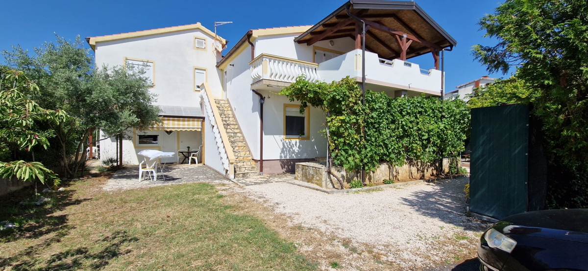 Nin, Casa con 6 unità abitative (396 m2), spaziosa!