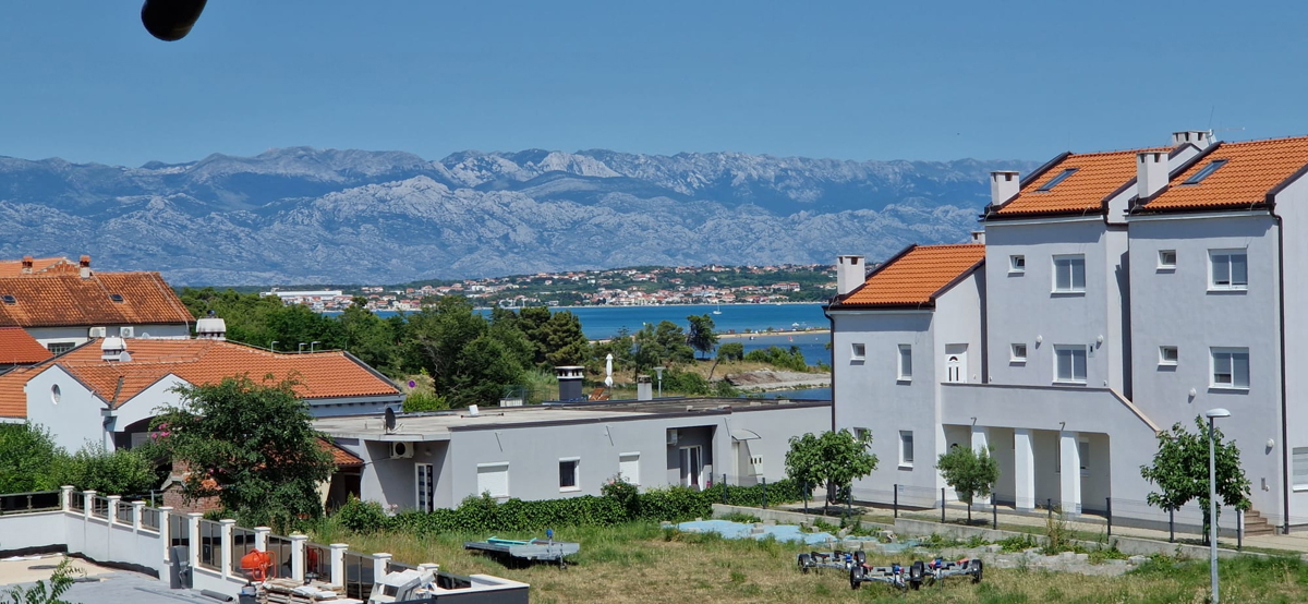 Nin, Casa con 6 unità abitative (396 m2), spaziosa!