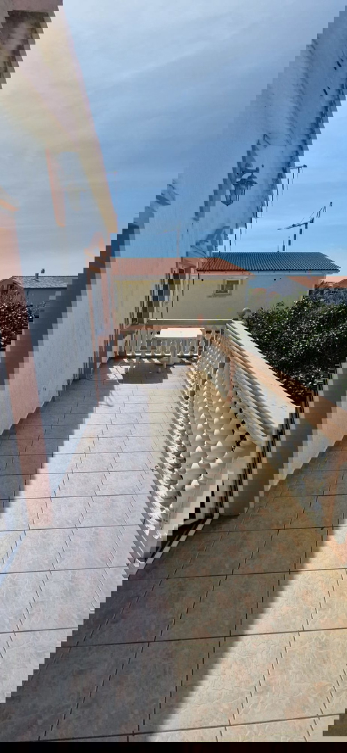 Vir, sud, casa con 3 appartamenti (207,69 m2) e garage, a 80 metri dal mare