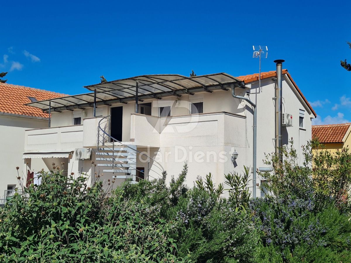 Casa indipendente di 170m2, con 3 unità abitative - Karin