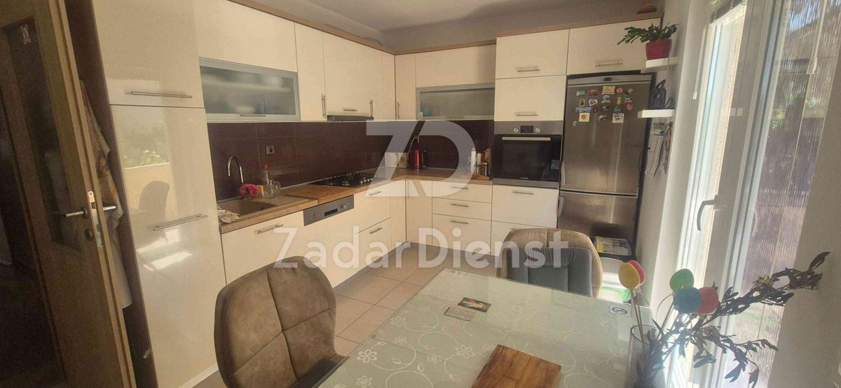 Casa con 2 unità abitative - seconda fila dal mare - Turanj