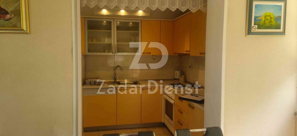 Casa con 2 unità abitative - seconda fila dal mare - Turanj