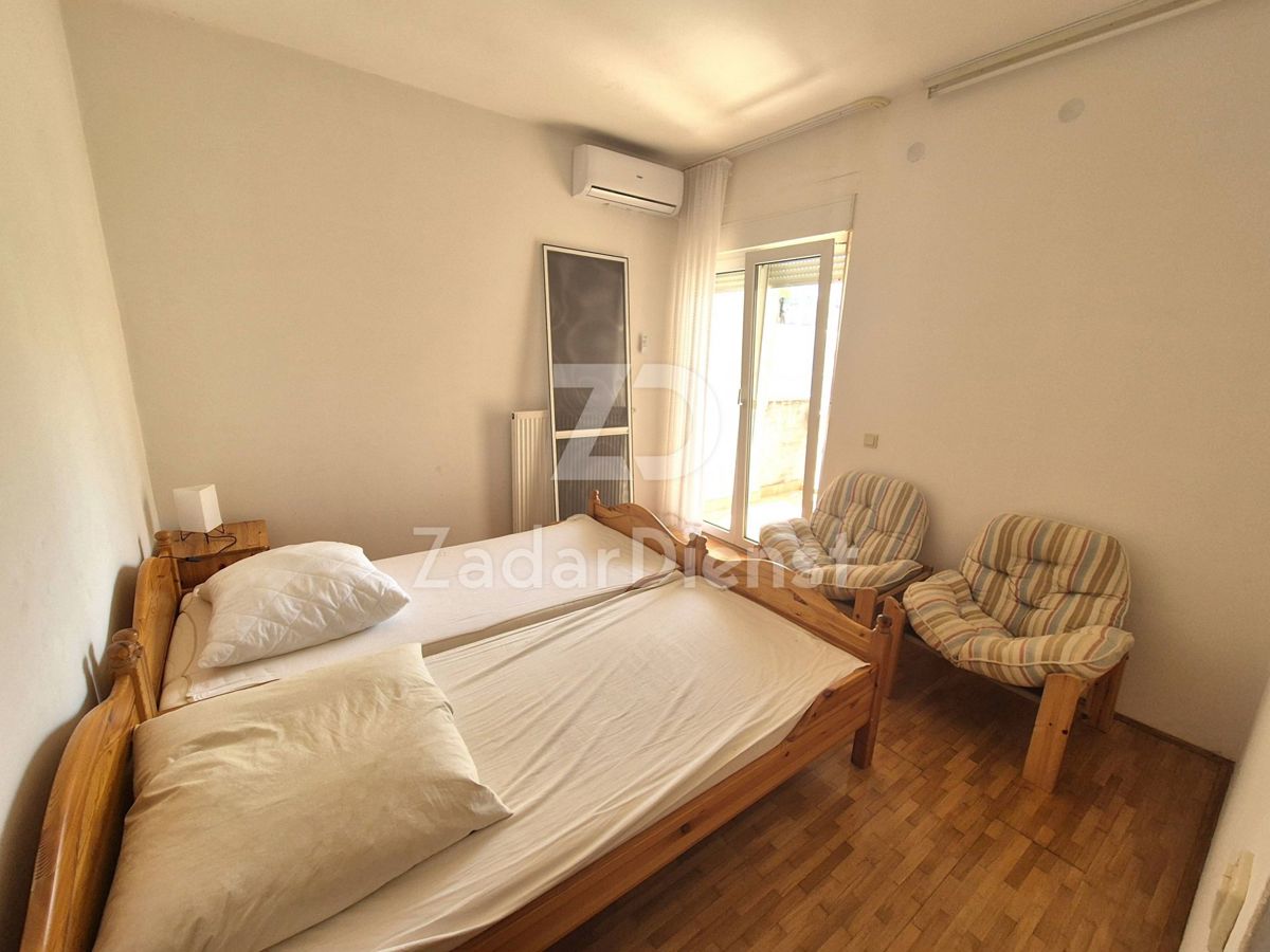 Casa di 240 m2, seconda fila sul mare a Kožino