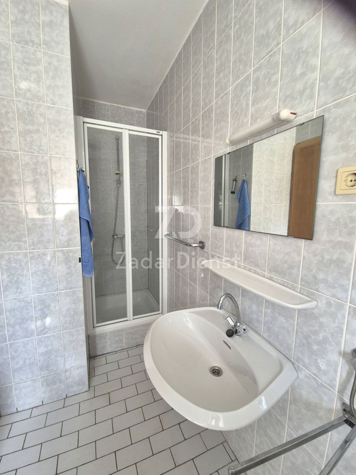 Casa di 240 m2, seconda fila sul mare a Kožino