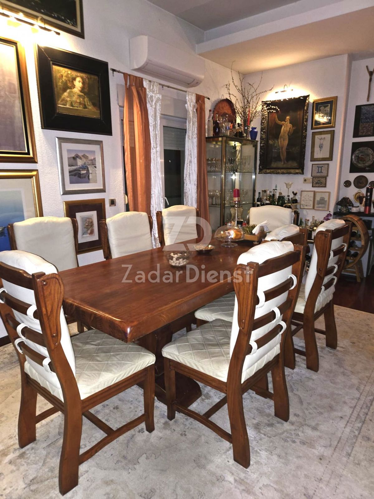 Bellissimo appartamento con vista aperta sul mare a Petrčani