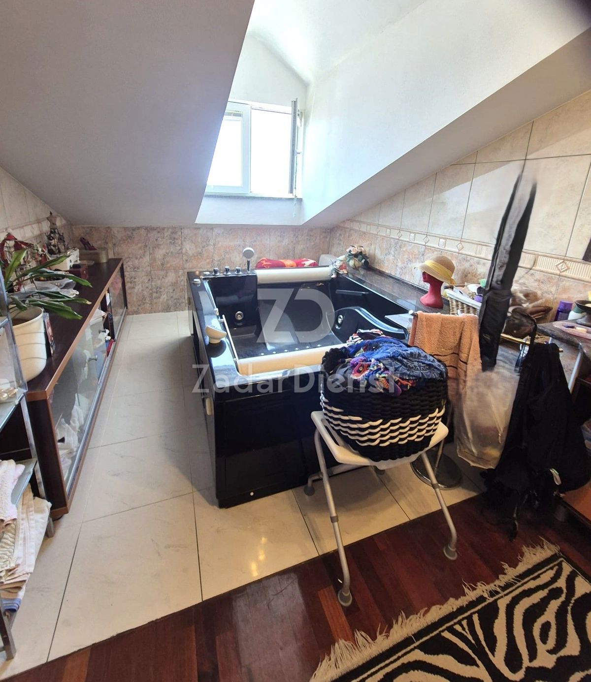 Bellissimo appartamento con vista aperta sul mare a Petrčani