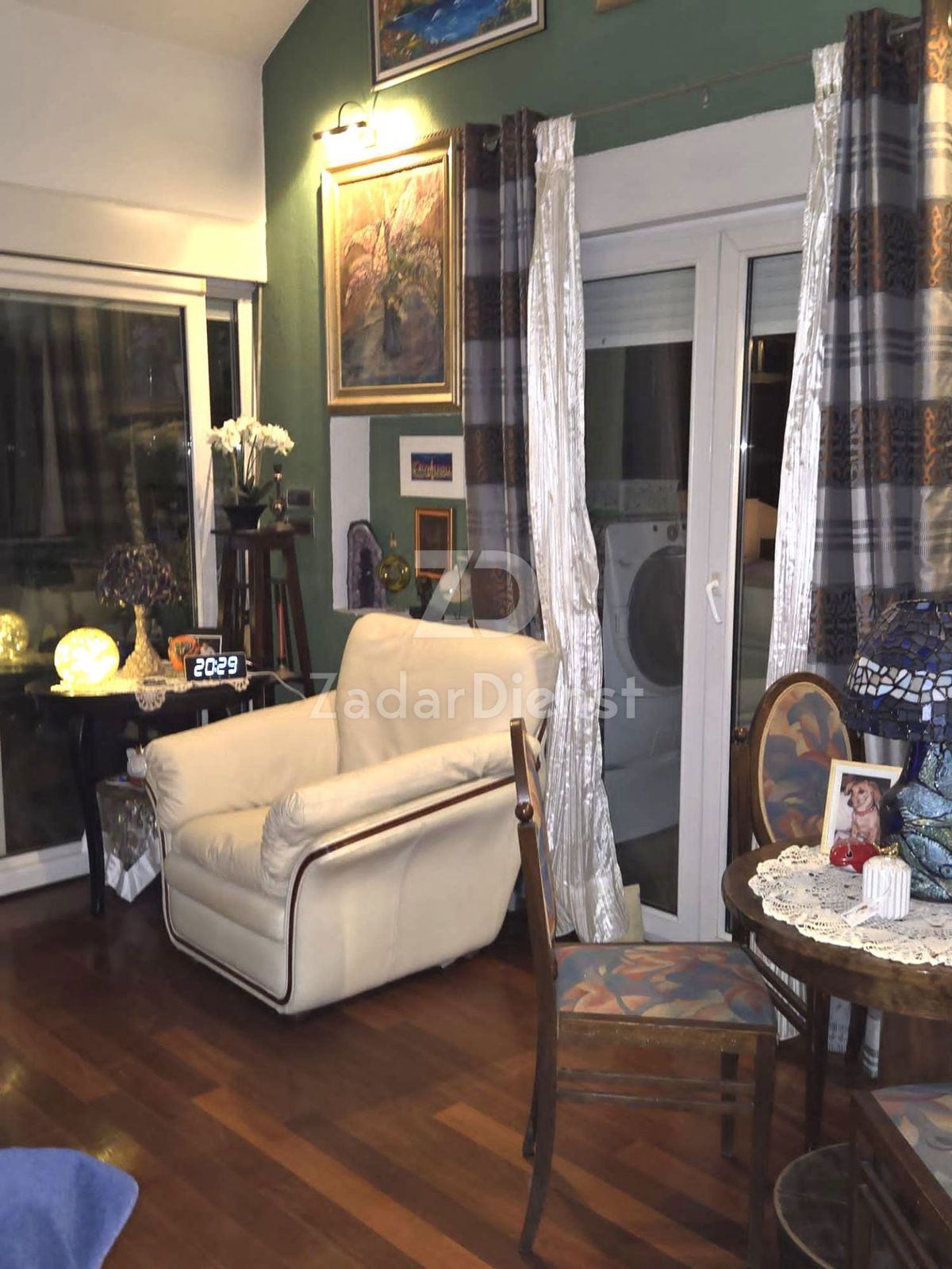 Bellissimo appartamento con vista aperta sul mare a Petrčani