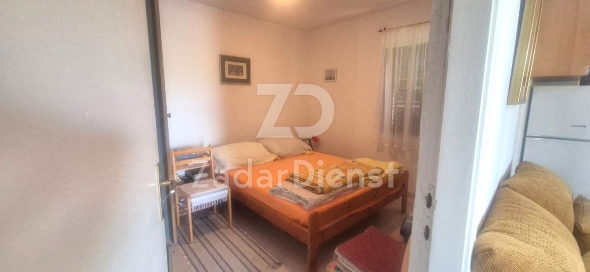 Casa con 2 unità abitative e vista sul mare a Privlaka