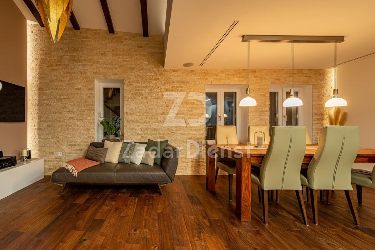 Lussuoso appartamento duplex in una posizione attraente