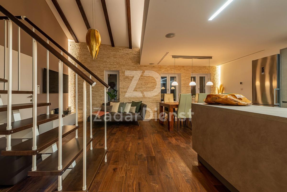 Lussuoso appartamento duplex in una posizione attraente