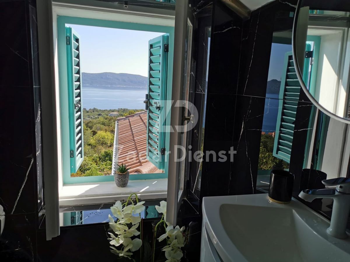 Bellissima casa con vista aperta sul mare