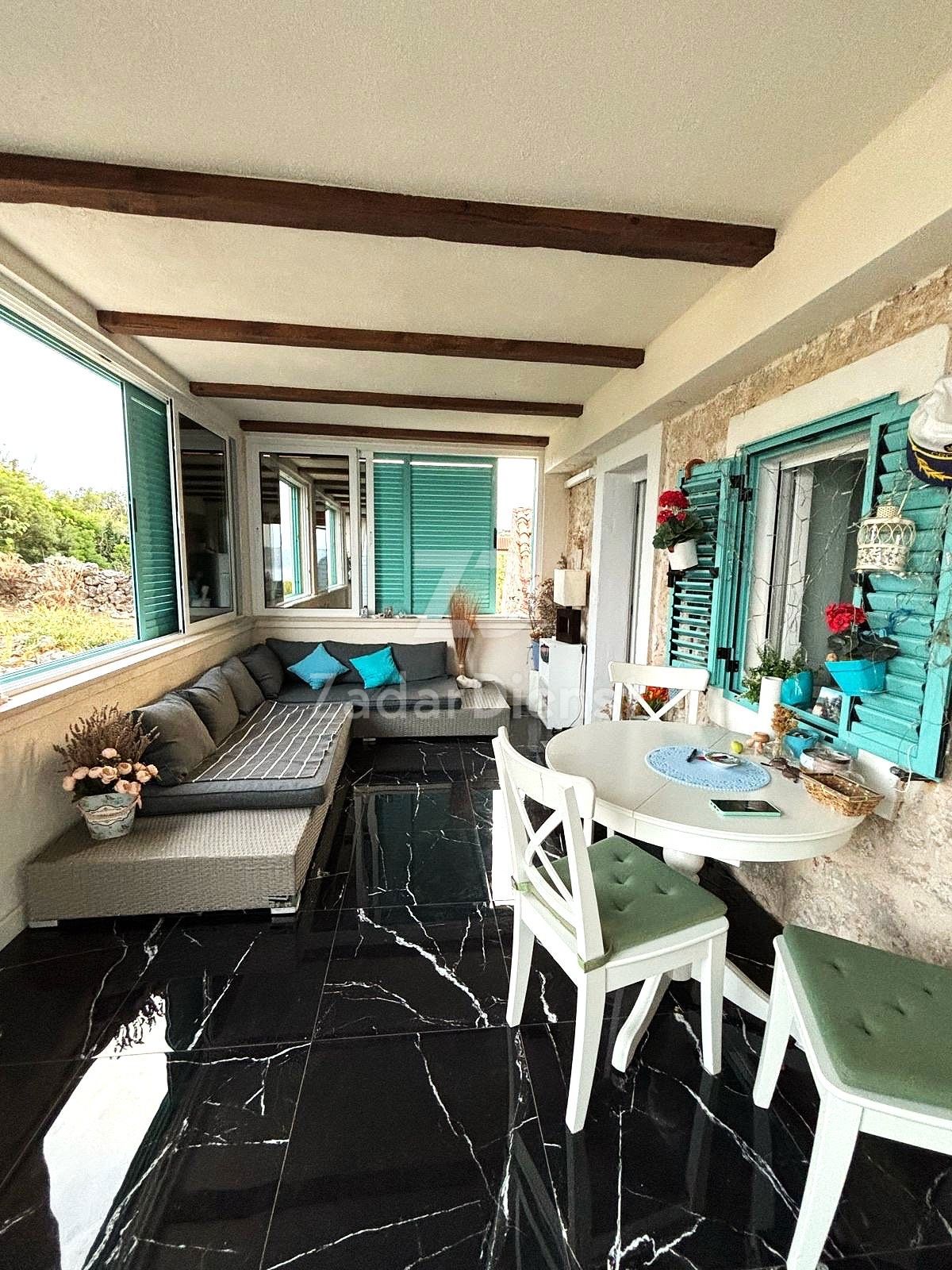 Bellissima casa con vista aperta sul mare