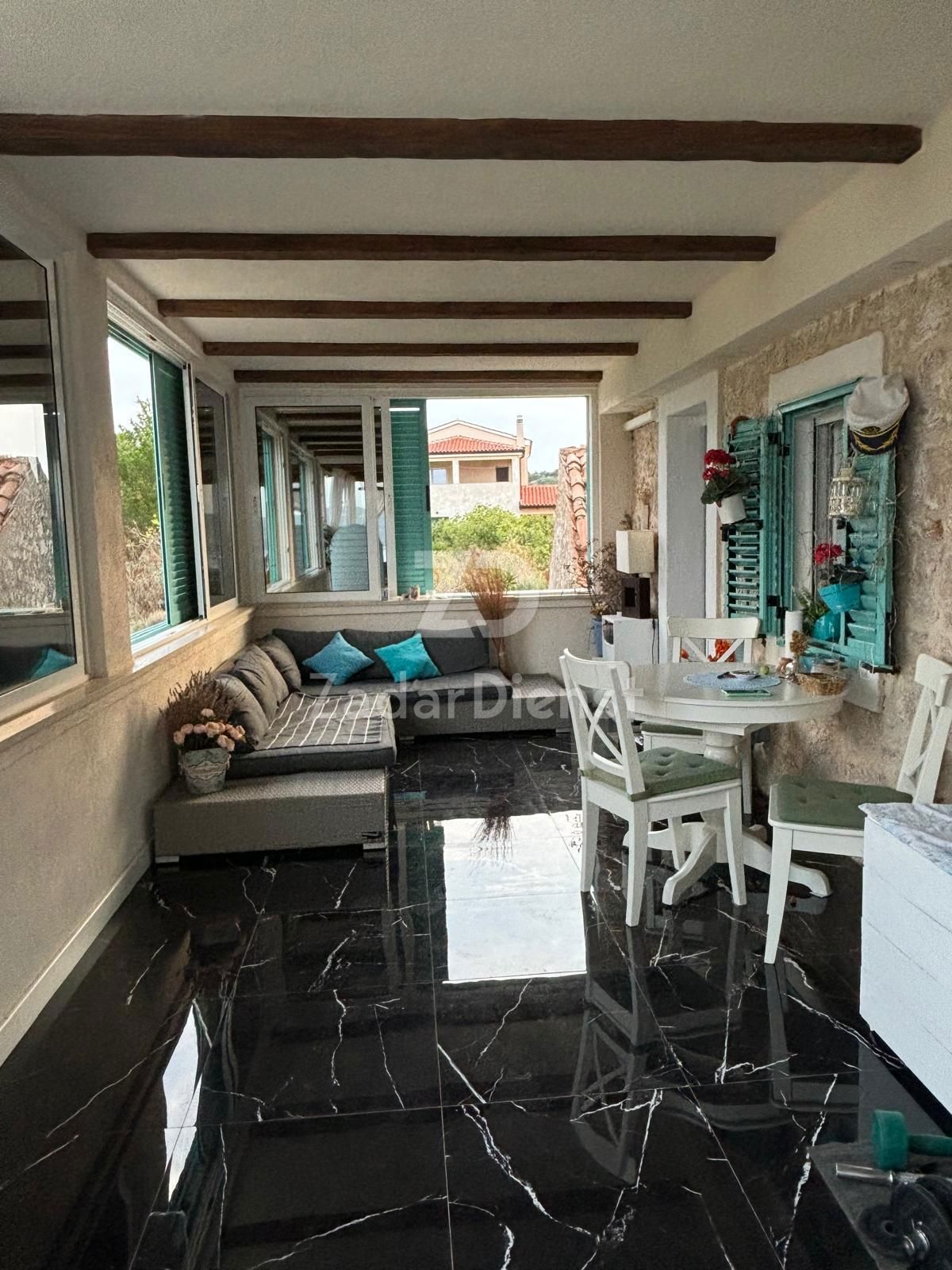 Bellissima casa con vista aperta sul mare