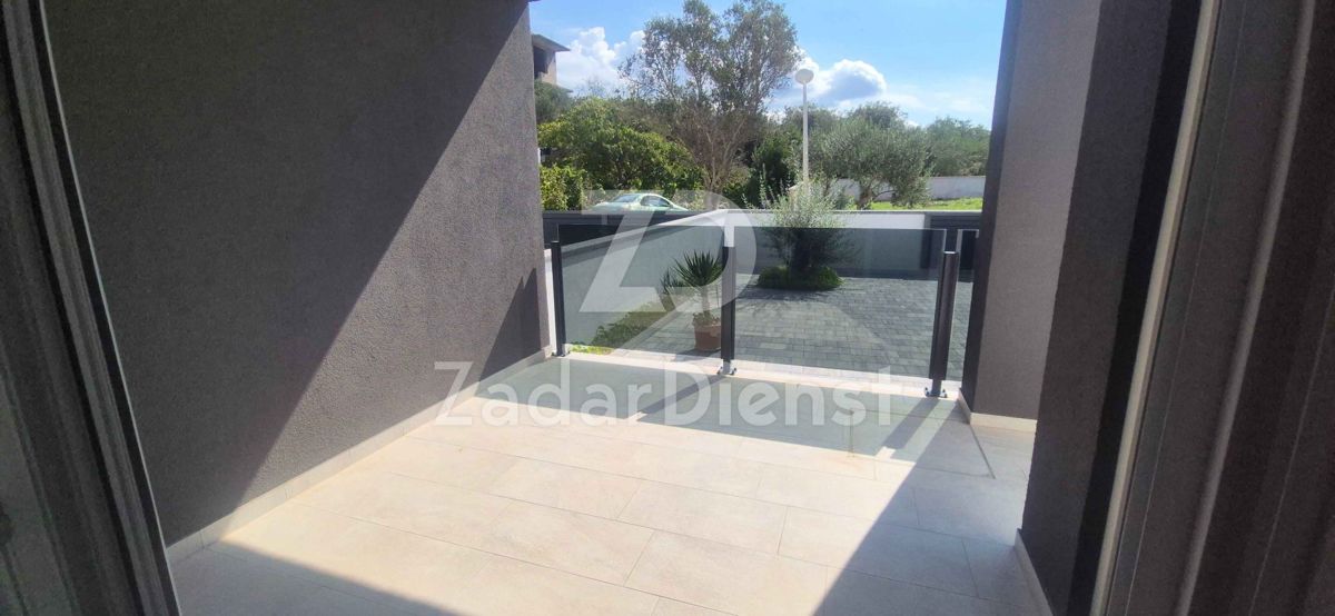 Casa bifamiliare "NUOVA COSTRUZIONE" con ampio giardino
