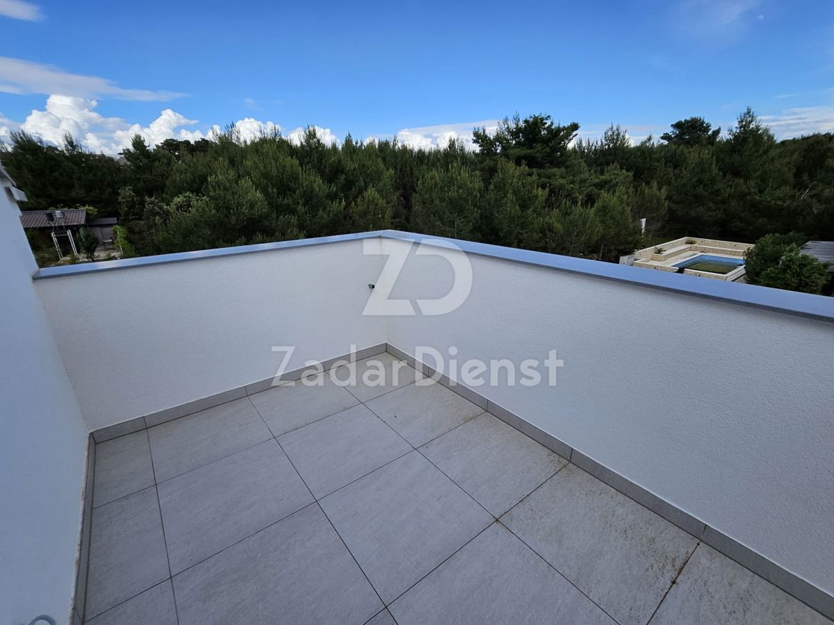 Appartamento con vista sul mare sull'isola di Vir