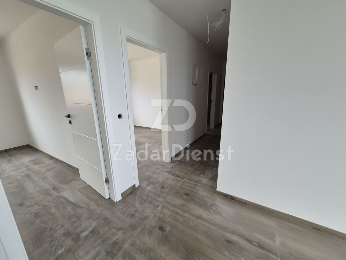 Appartamento di 92 m2, prima fila sul mare sull'isola di Vir