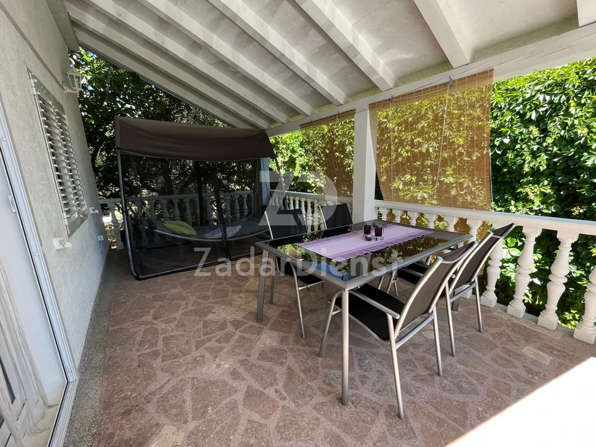 Bella casa con 2 unità abitative + mansarda