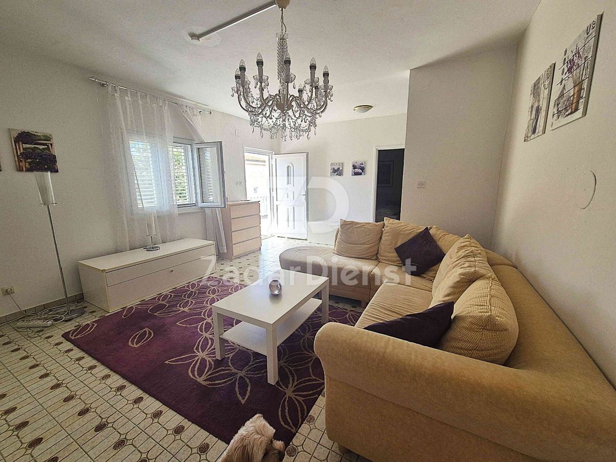 Bellissima casa con 3 unità abitative a Gornji Karin