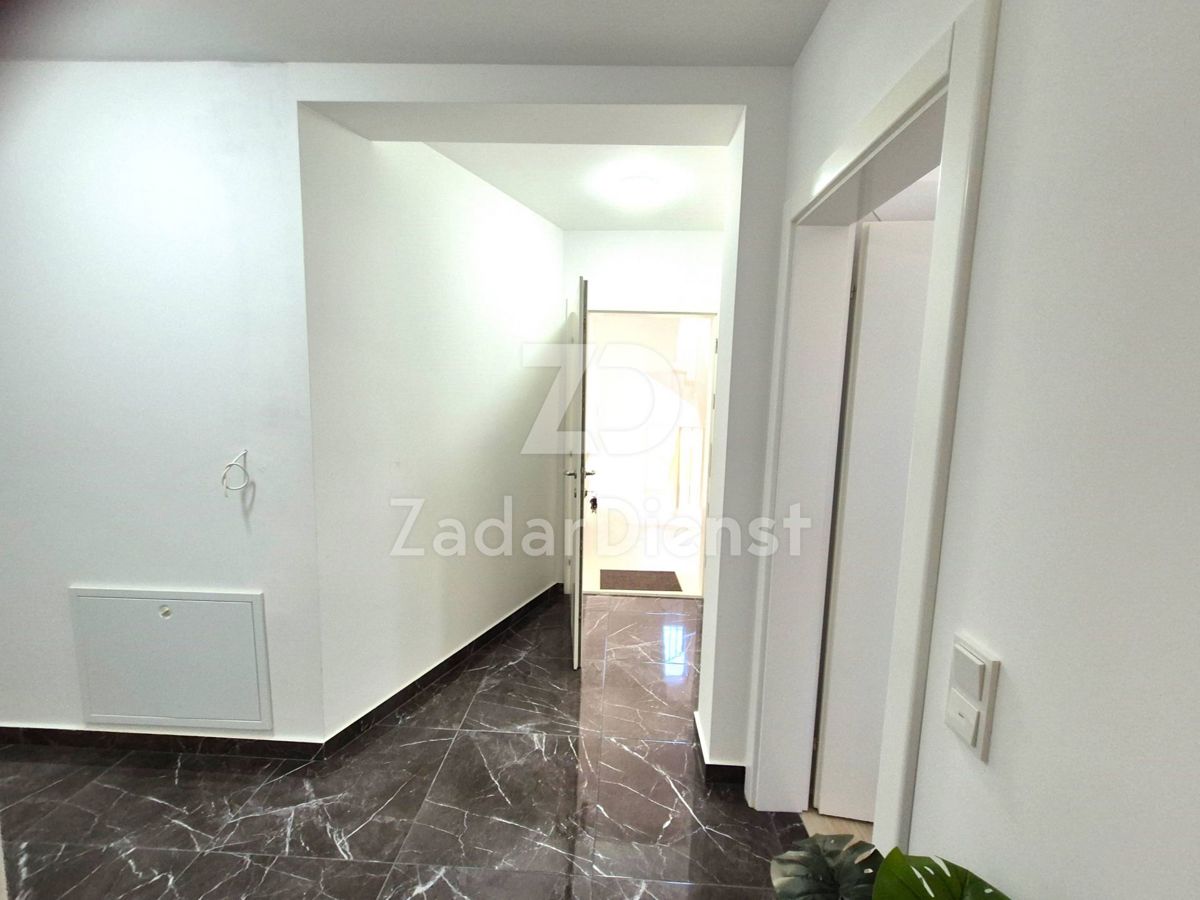 Appartamento moderno con vista mare a Sukošan