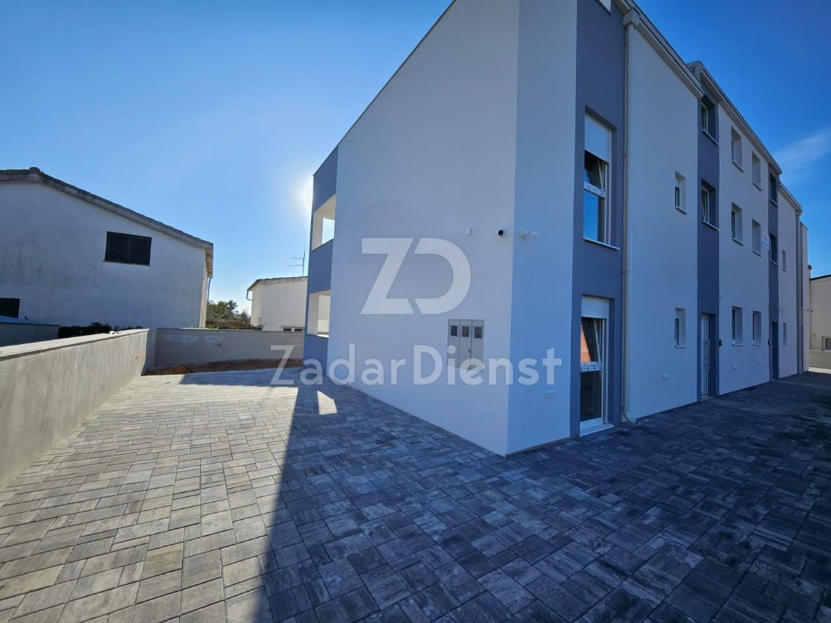 Appartamento al piano terra di 62 m2 in una nuova costruzione sull'isola di Vir