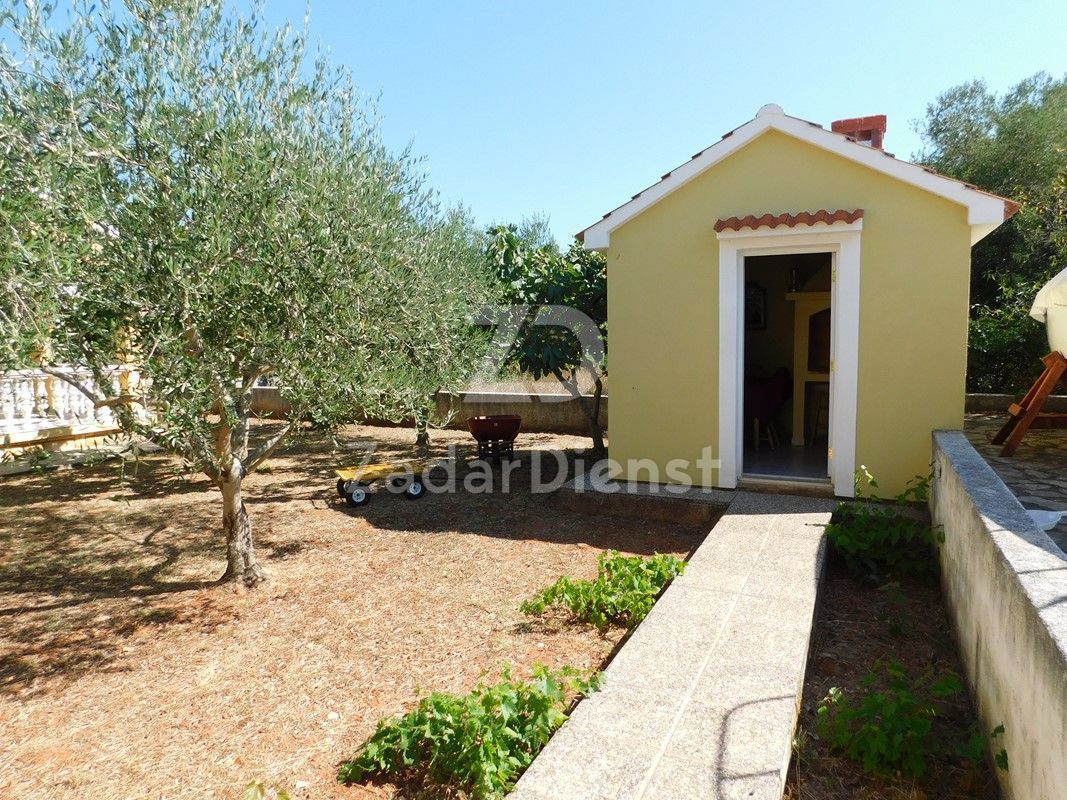 Casa di 150 m2, con vista sul mare - Ugljan