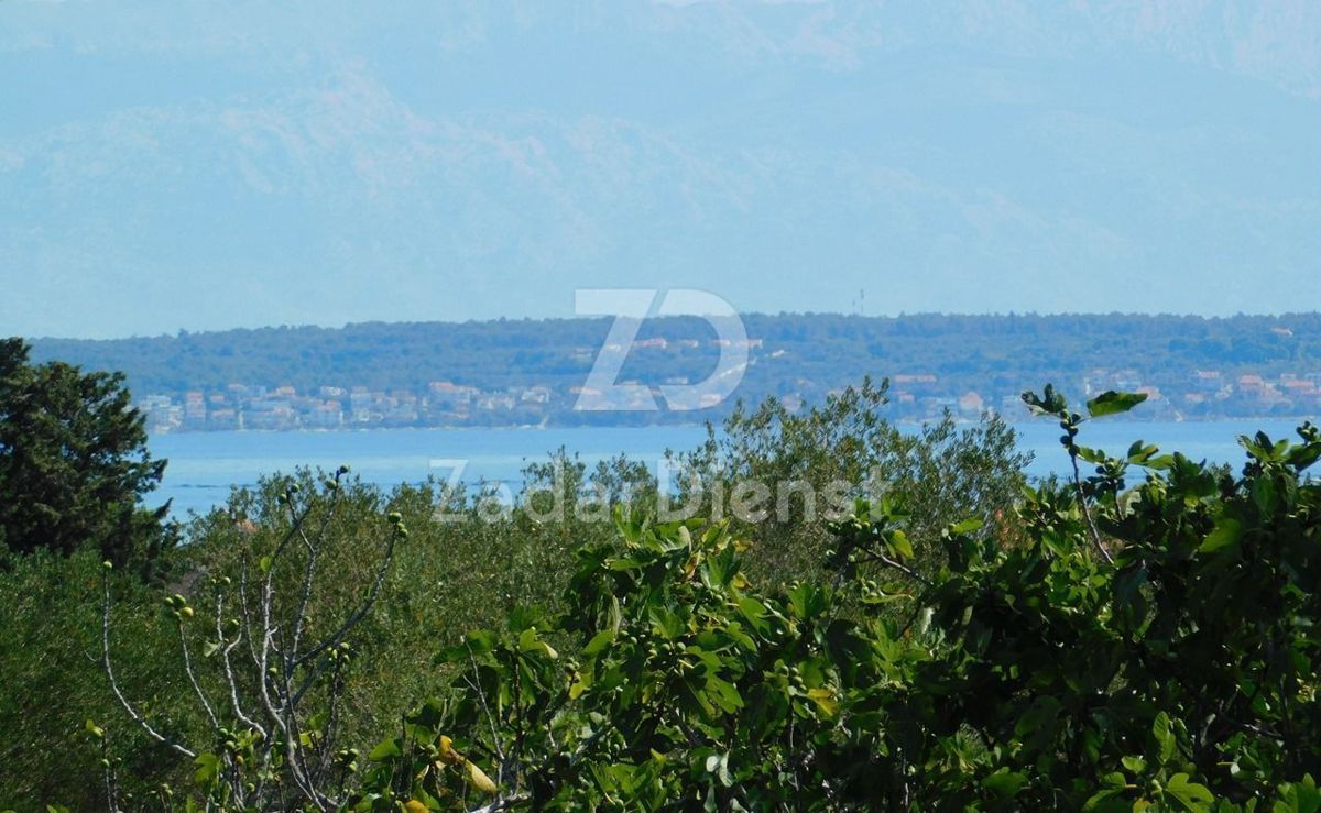 Casa di 150 m2, con vista sul mare - Ugljan