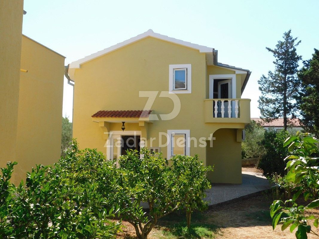 Casa di 150 m2, con vista sul mare - Ugljan