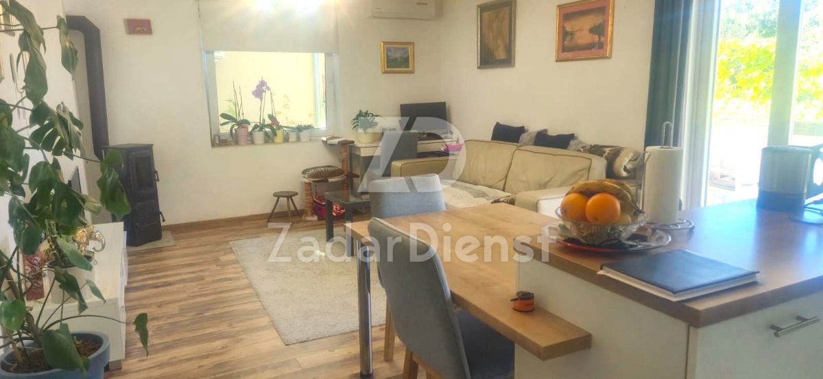 Bellissimo appartamento con vista mare a Zara