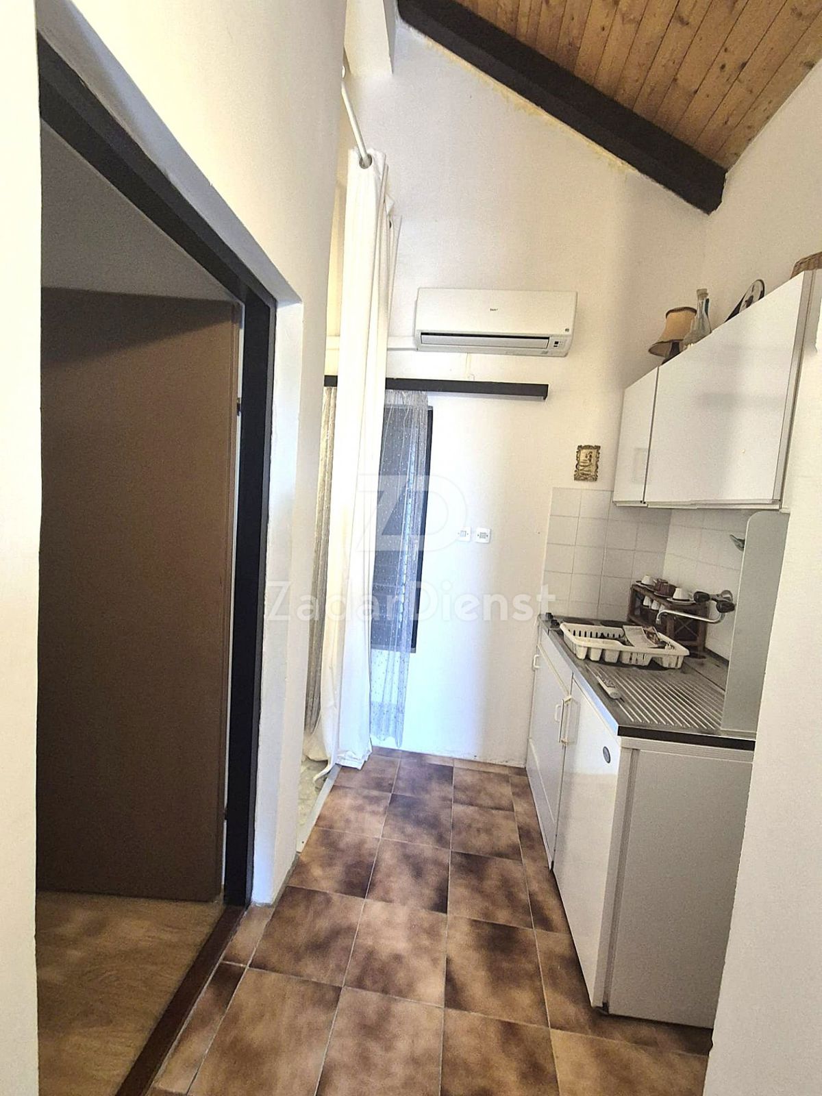 Casa di 103 m2, seconda fila sul mare sull'isola di Vir