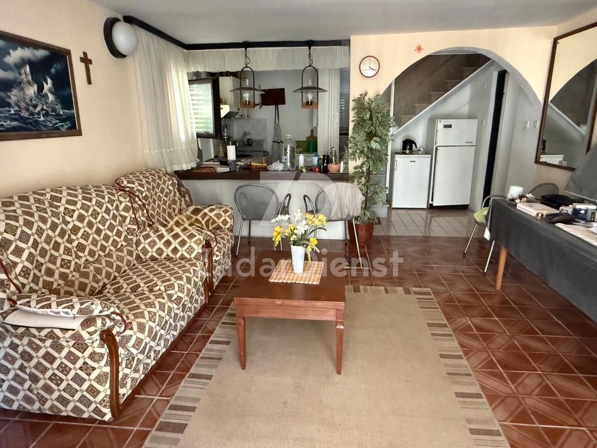 Casa di 103 m2, seconda fila sul mare sull'isola di Vir