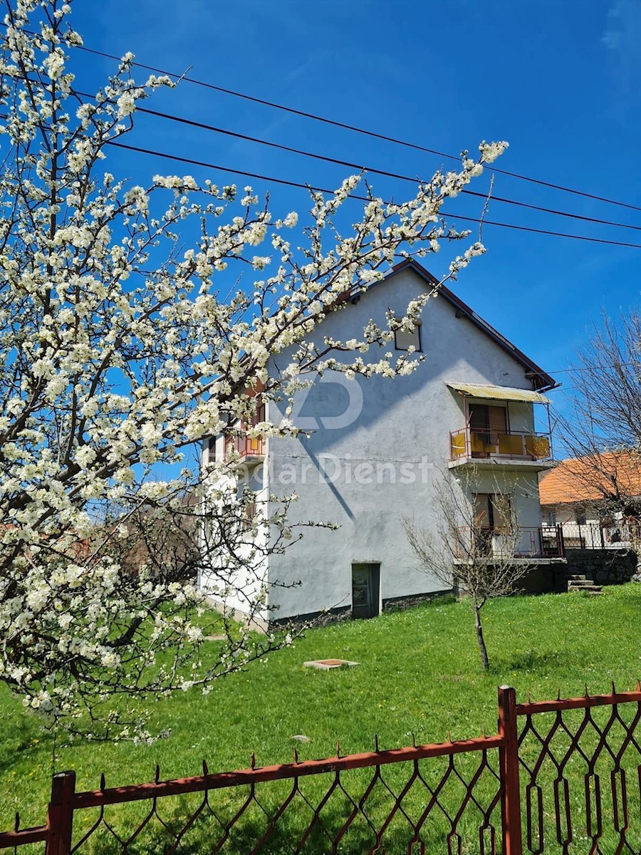 Casa Gračac, 210m2