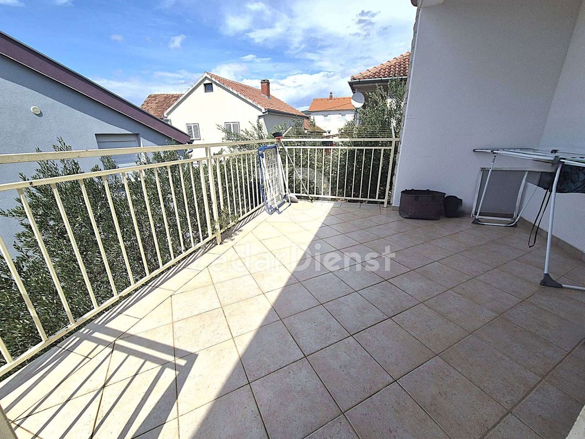 Bellissima casa con 2 unità abitative e vista mare