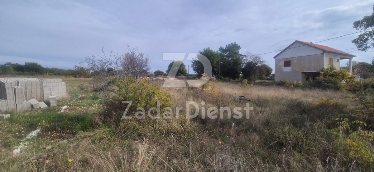 Terreno edificabile di 1529 m2 a Poličnik