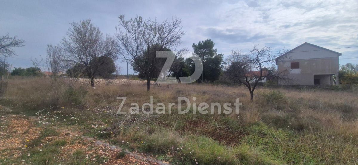 Terreno edificabile di 1529 m2 a Poličnik