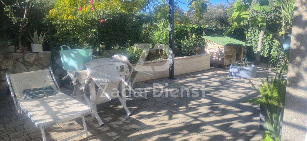 Bellissimo appartamento con vista mare a Zara