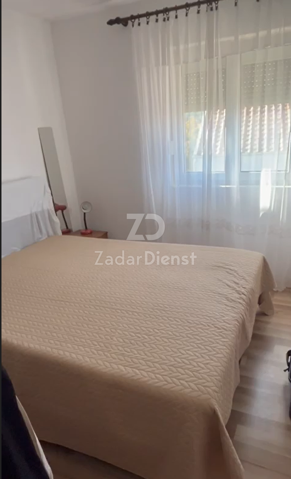 Appartamento con due camere al primo piano a Gornji Karin