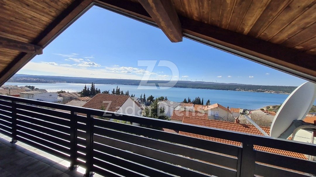 Casa di 274 m2 con vista sul mare a Kruševo