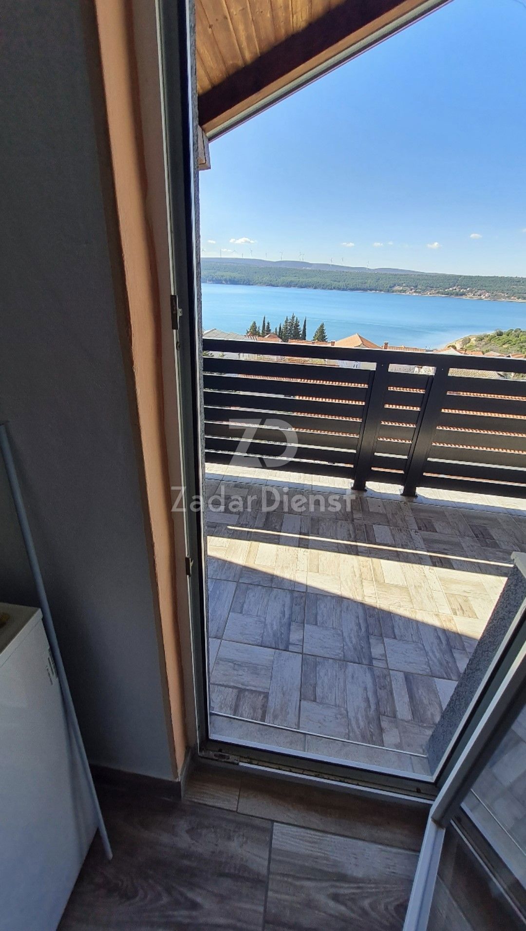 Casa di 274 m2 con vista sul mare a Kruševo