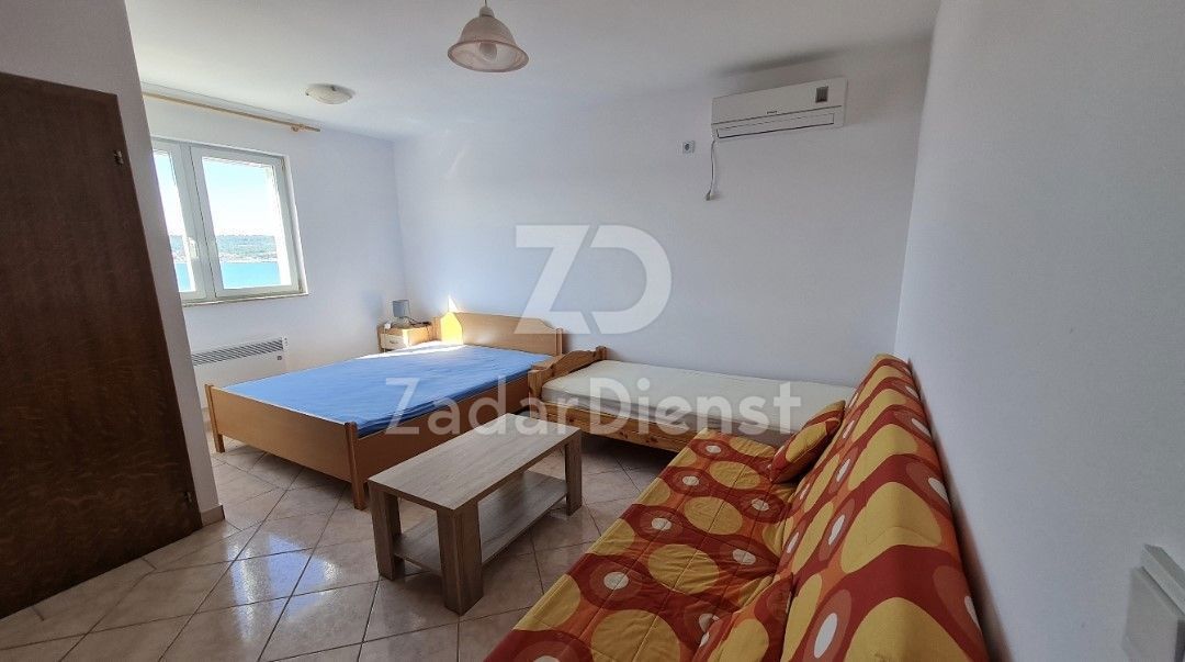 Casa di 274 m2 con vista sul mare a Kruševo