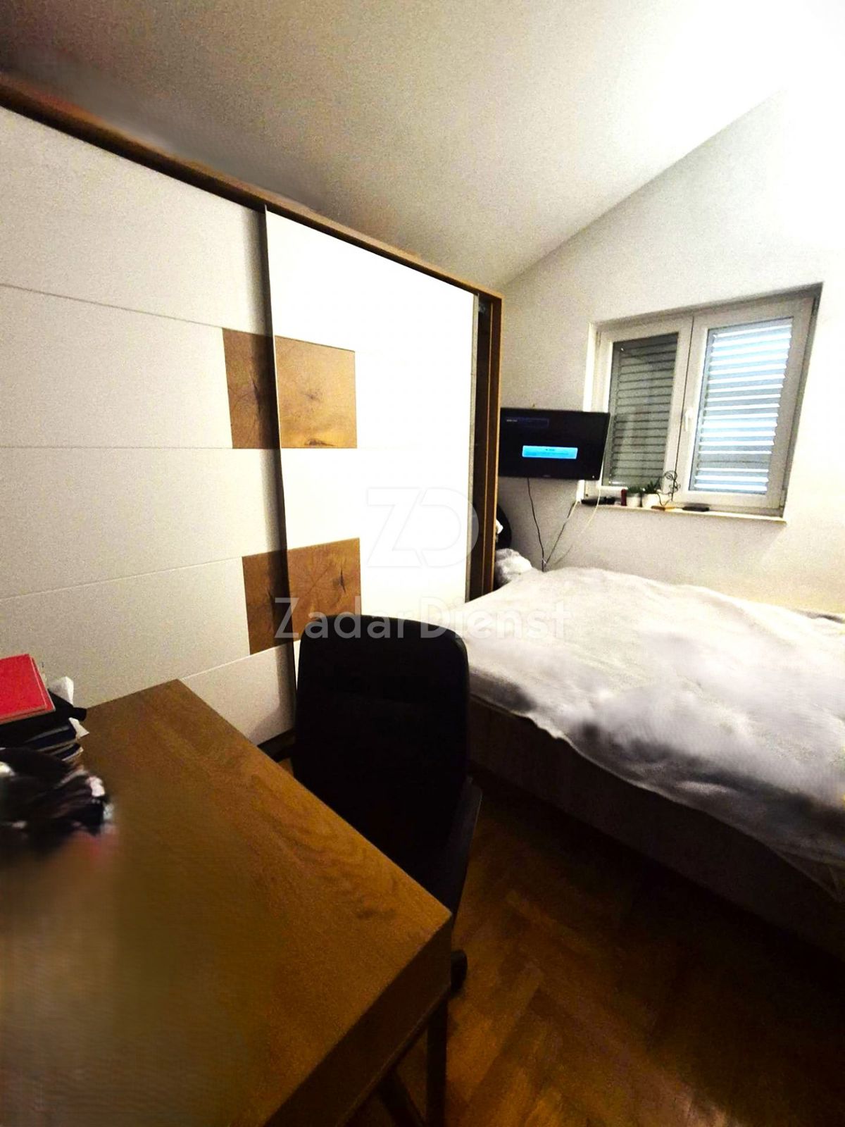 Appartamento con due camere di 55 m2 al 2º piano a Biograd na Moru