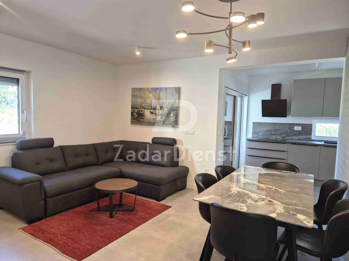 NUOVA COSTRUZIONE, appartamento su due piani con terrazza sul tetto