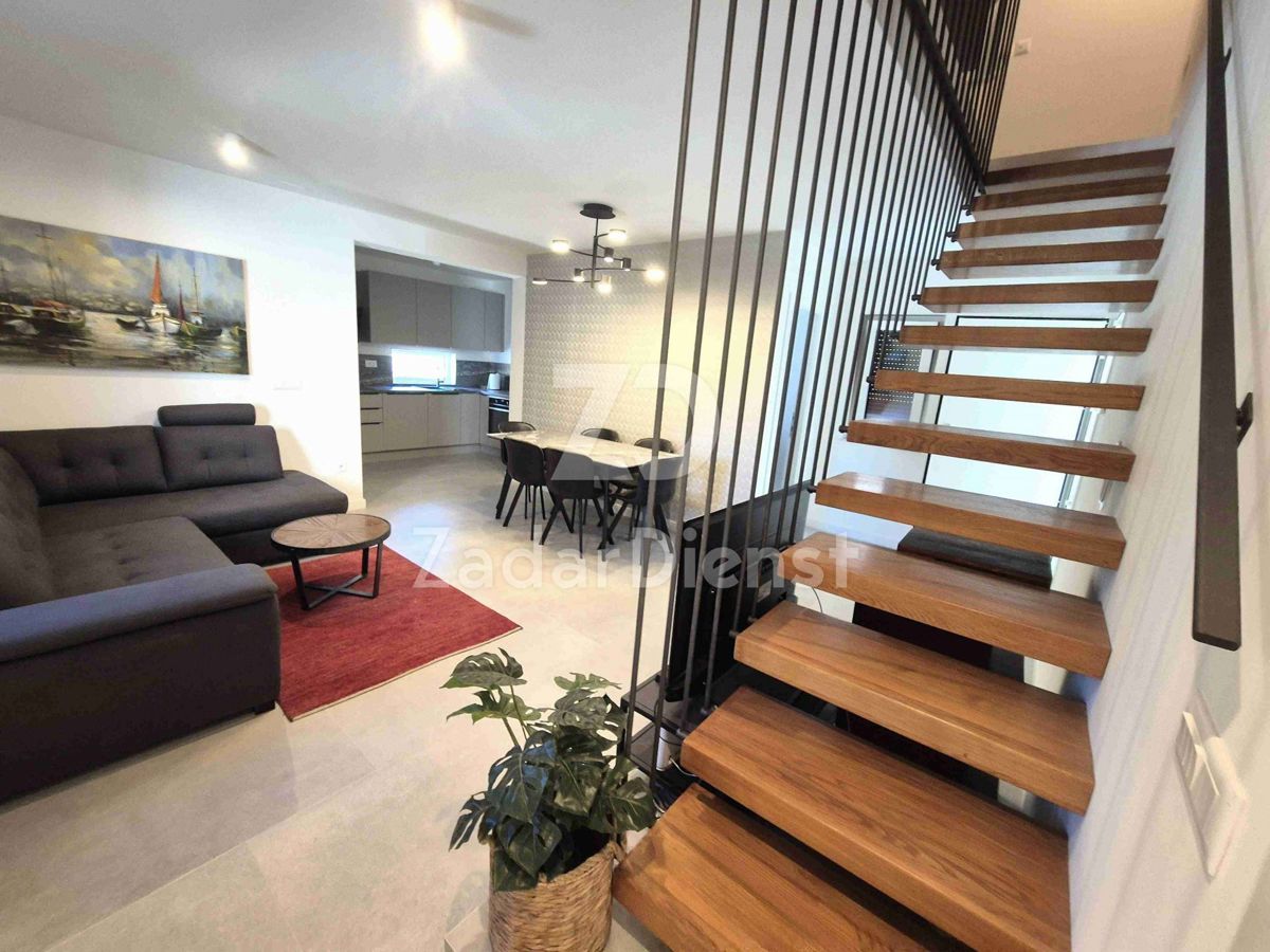 NUOVA COSTRUZIONE, appartamento su due piani con terrazza sul tetto