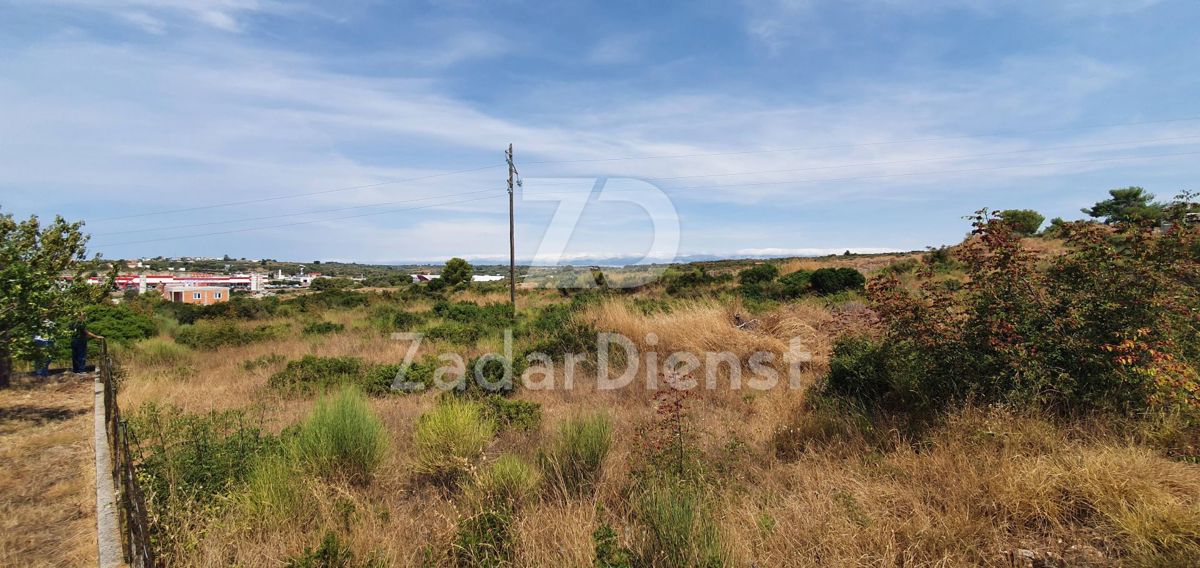 Terreno di 1465 m2 a Zara