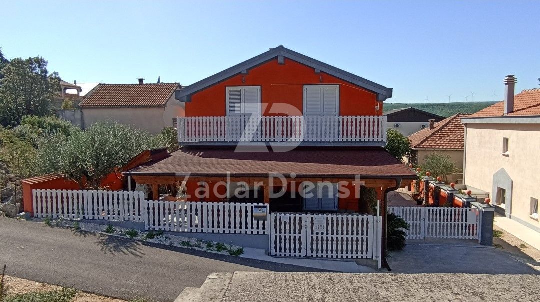 Casa a più piani di 150 m² con vista sul mare - Karin