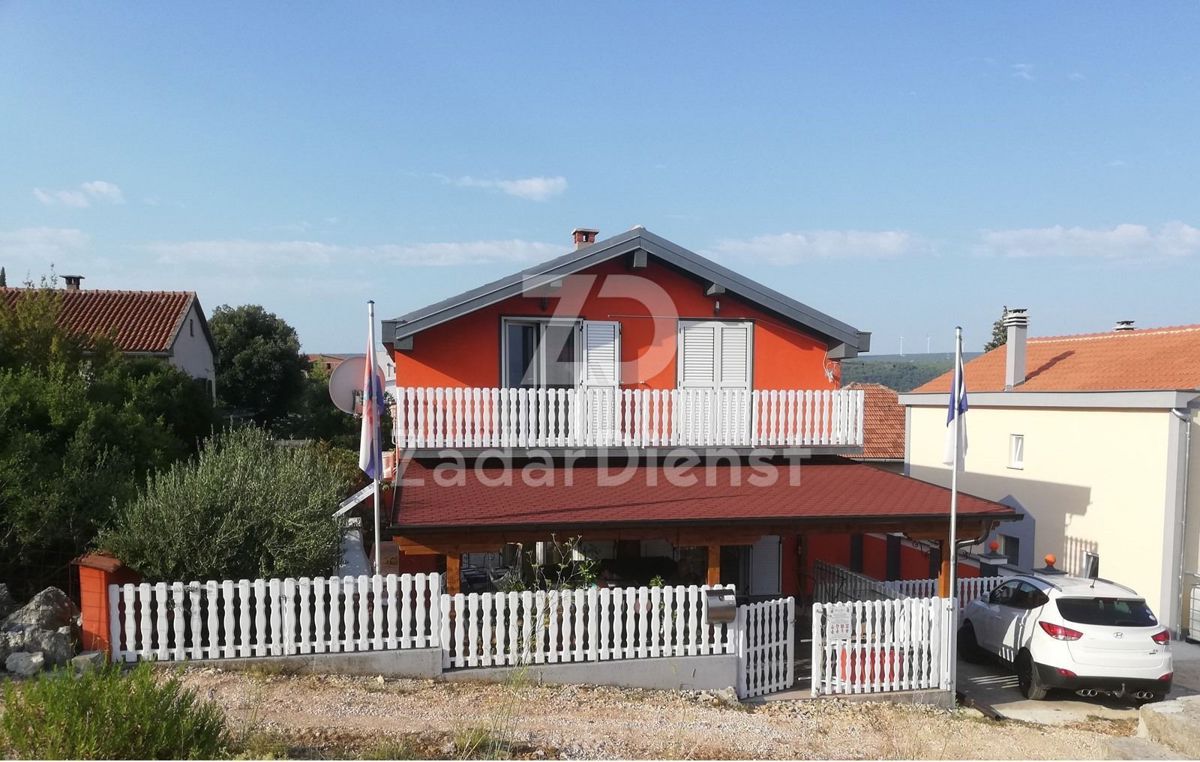 Casa a più piani di 150 m² con vista sul mare - Karin